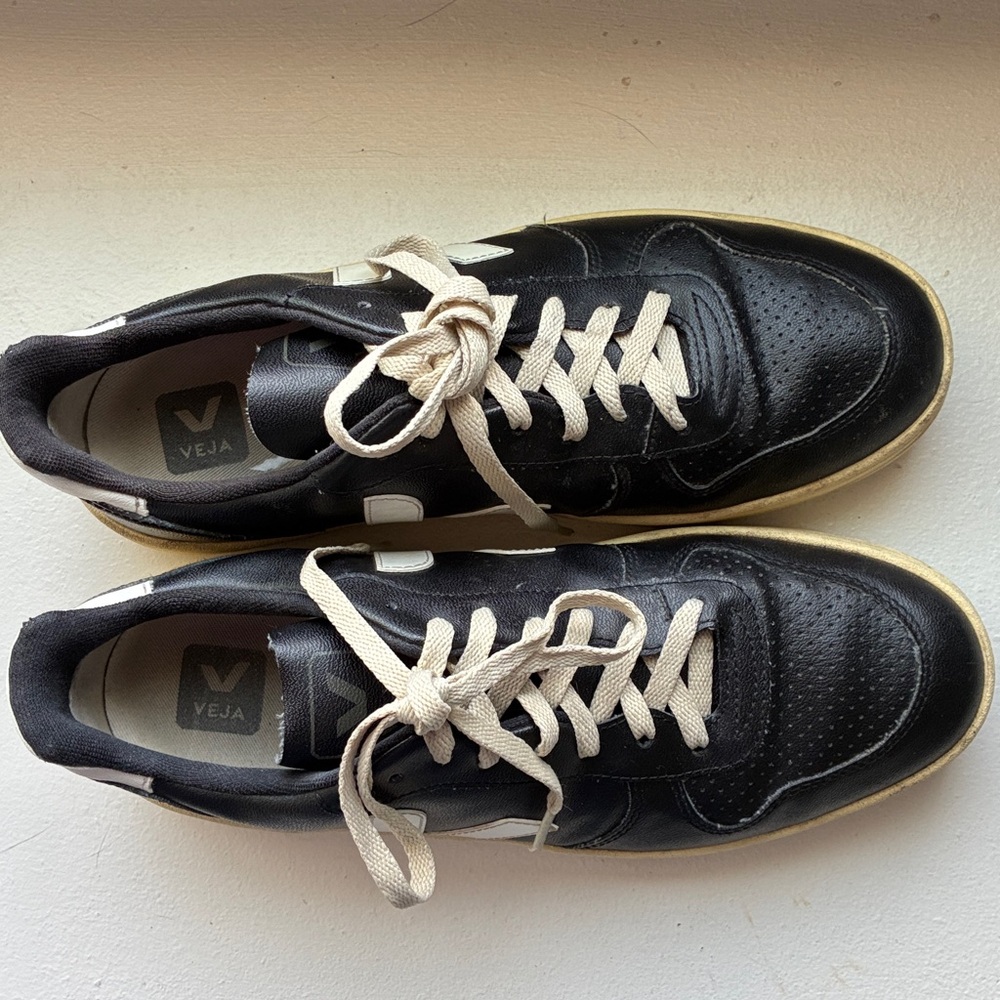 Veja Men's Black Leather Sneakers with Cream Laces and White Accents